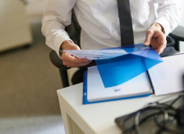 как найти юриста по кредитным долгам в 2026 - фото - 1